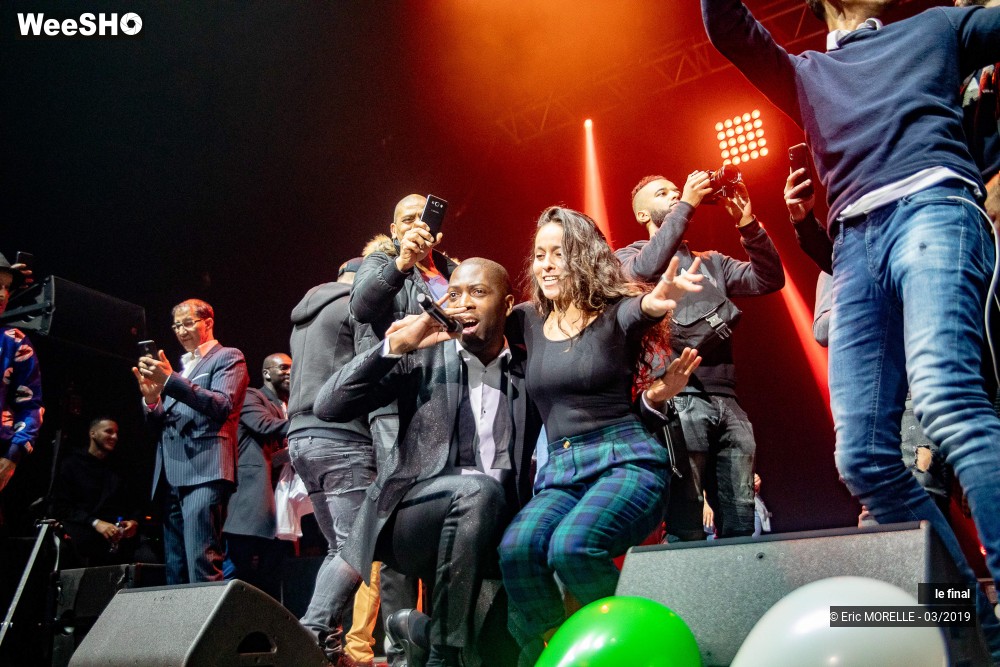 27/48 photos du spectacle le final