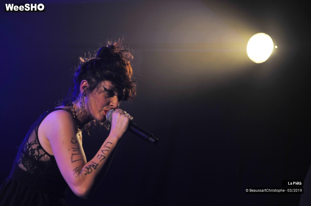 42/42 photos du spectacle La Piétà