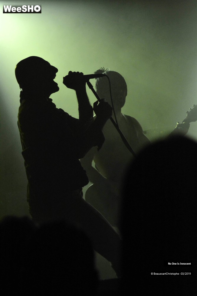 2/49 photos du spectacle No One is Innocent