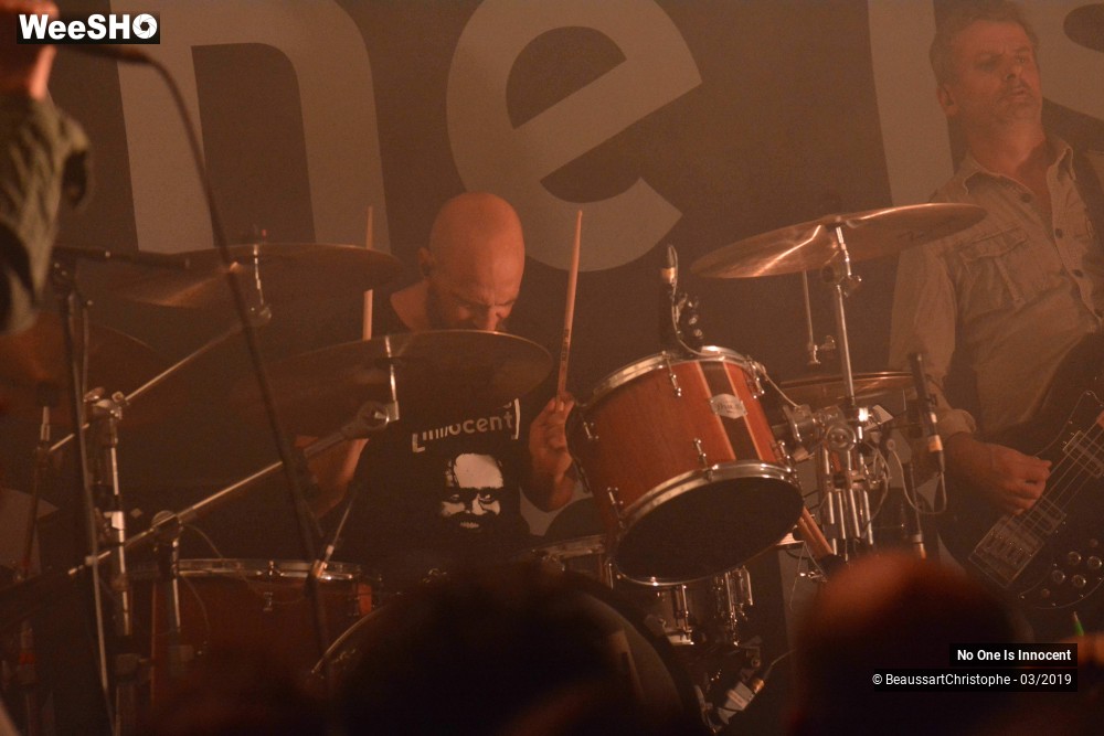 5/49 photos du spectacle No One is Innocent