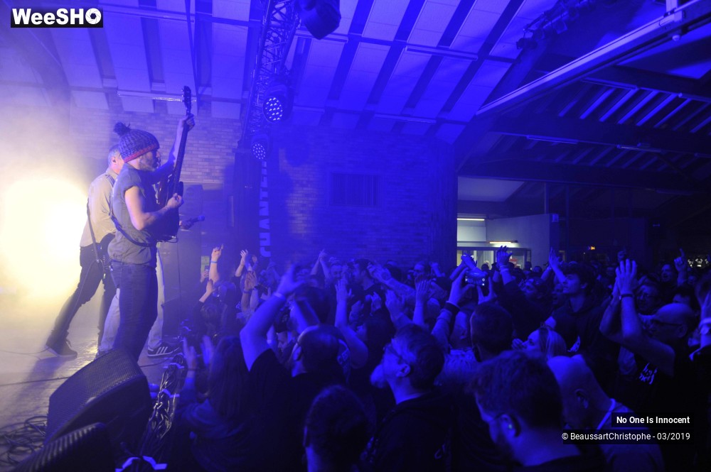 28/49 photos du spectacle No One is Innocent