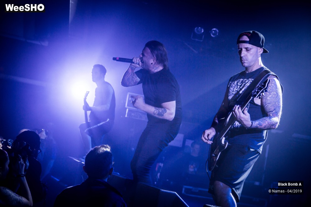 9/23 photos du spectacle Black Bomb A