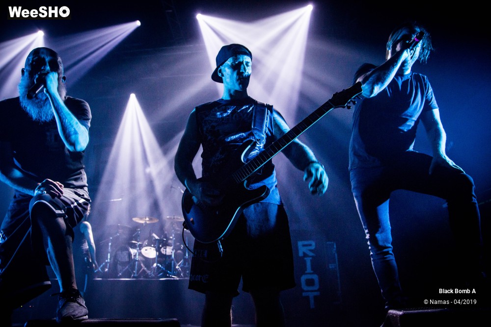 10/23 photos du spectacle Black Bomb A