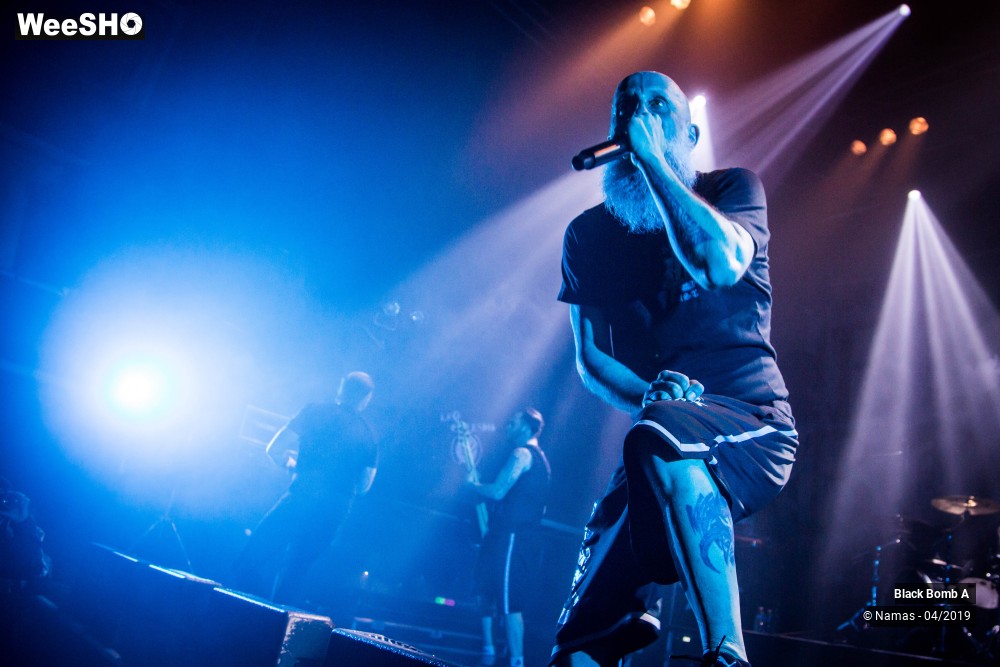 11/23 photos du spectacle Black Bomb A