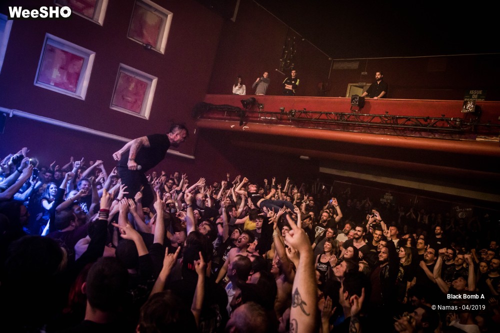 18/23 photos du spectacle Black Bomb A