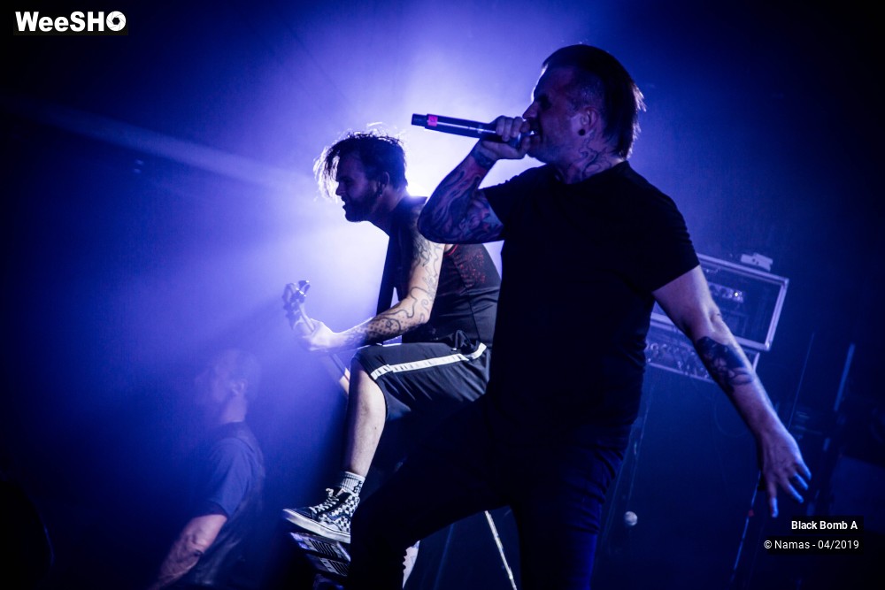 22/23 photos du spectacle Black Bomb A