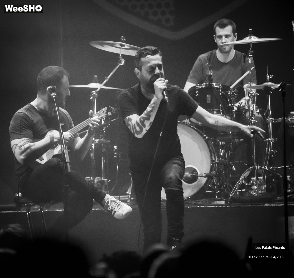 18/18 photos du spectacle Les Fatals Picards