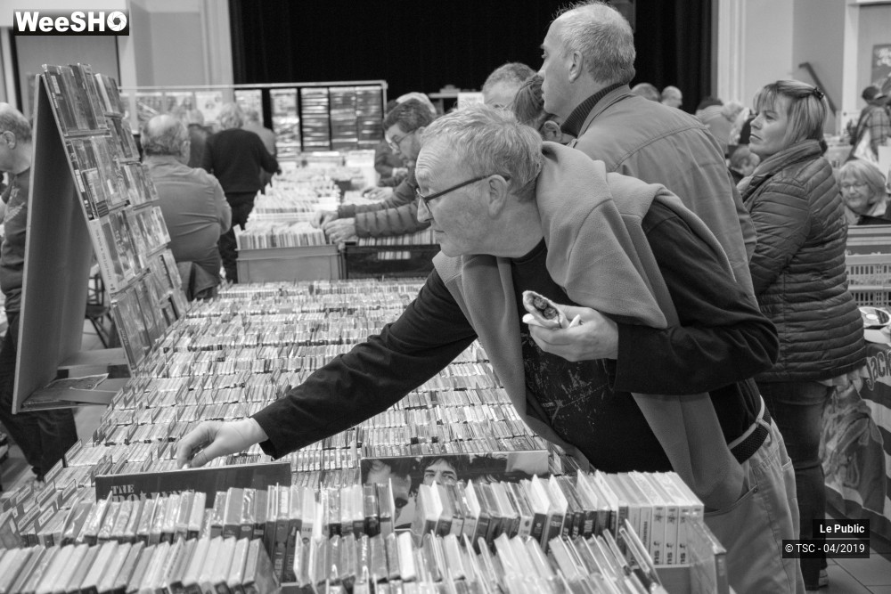4/19 photos du spectacle Ambiance du 1ère Foire Aux Disques de Saint-Saulve 
