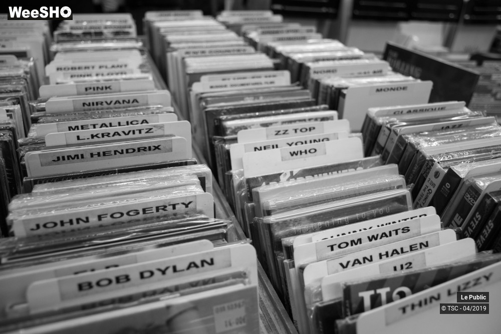 5/19 photos du spectacle Ambiance du 1ère Foire Aux Disques de Saint-Saulve 