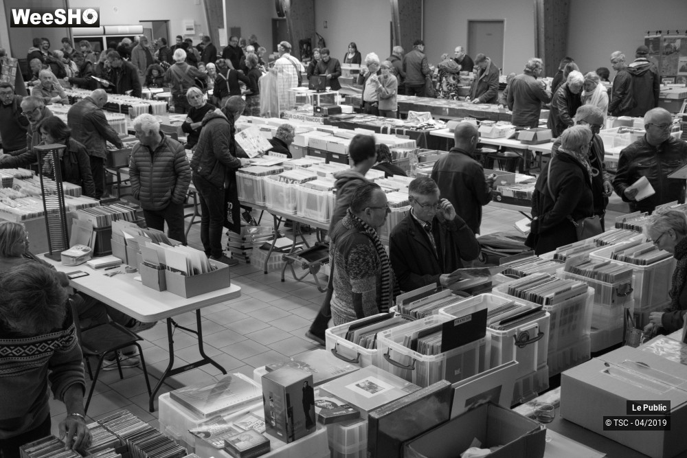 17/19 photos du spectacle Ambiance du 1ère Foire Aux Disques de Saint-Saulve 