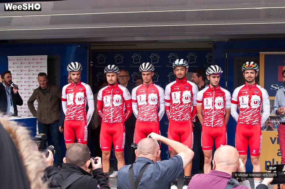15/31 photos du spectacle course cycliste à travers les hauts de France 2019