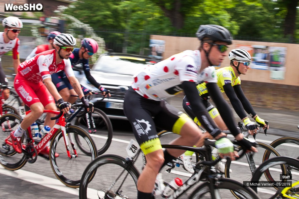 22/31 photos du spectacle course cycliste à travers les hauts de France 2019