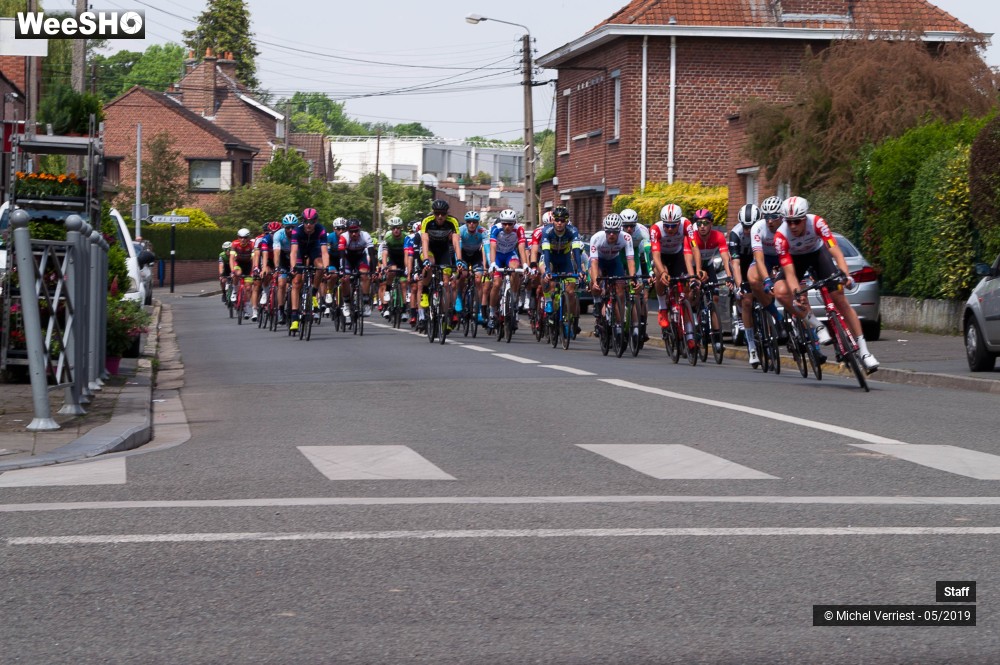 25/31 photos du spectacle course cycliste à travers les hauts de France 2019