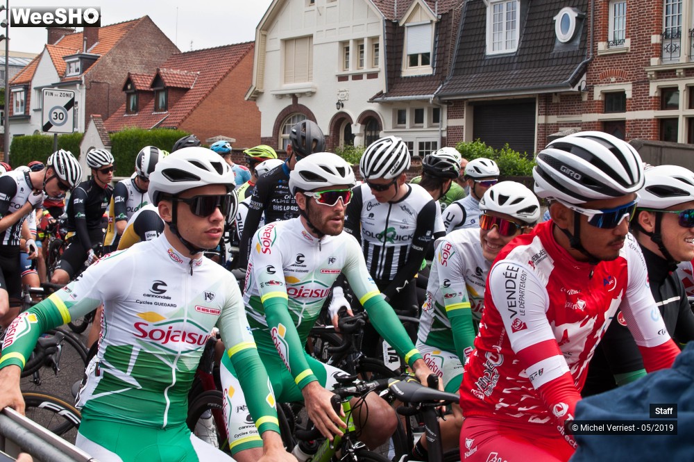 27/31 photos du spectacle course cycliste à travers les hauts de France 2019