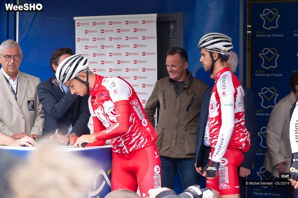 29/31 photos du spectacle course cycliste à travers les hauts de France 2019
