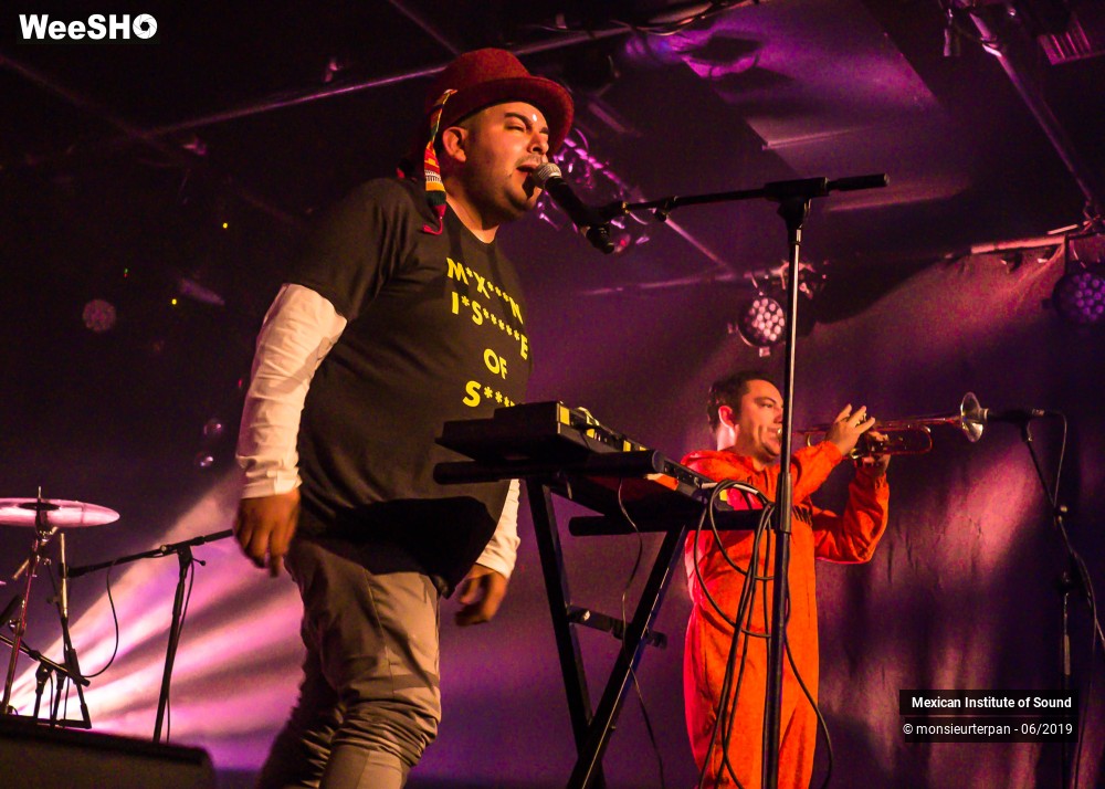 33/34 photos du spectacle Mexican Institute of Sound