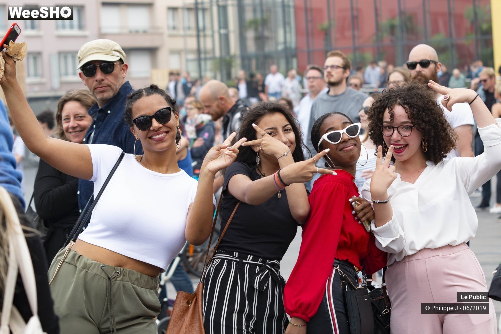 18/34 photos du spectacle La Bonne Aventure 2019 Ambiance 2