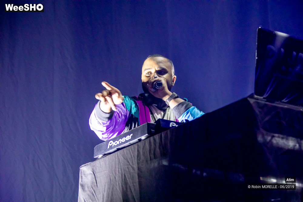 23/50 photos du spectacle Atim