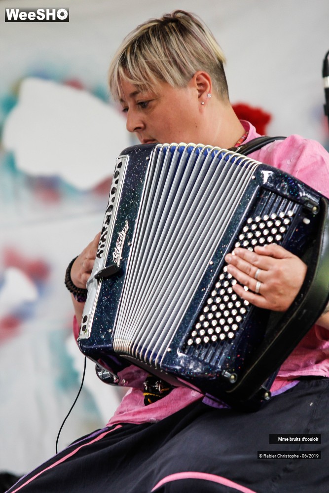 5/25 photos du spectacle Mme Bruits d'Couloir