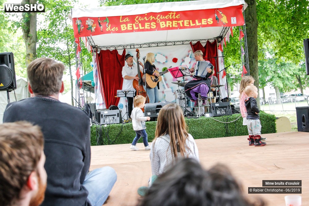13/25 photos du spectacle Mme Bruits d'Couloir