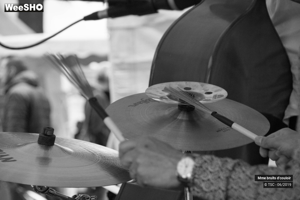 7/13 photos du spectacle Mme Bruits d'Couloirs