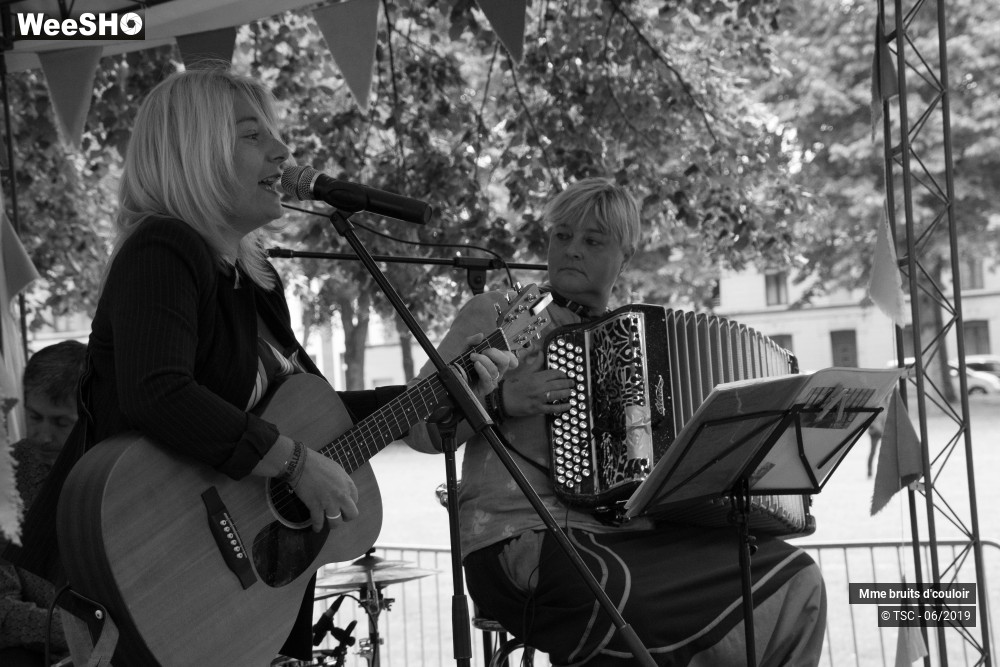 9/13 photos du spectacle Mme Bruits d'Couloirs