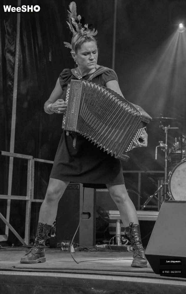1/10 photos du spectacle Les Zingueurs