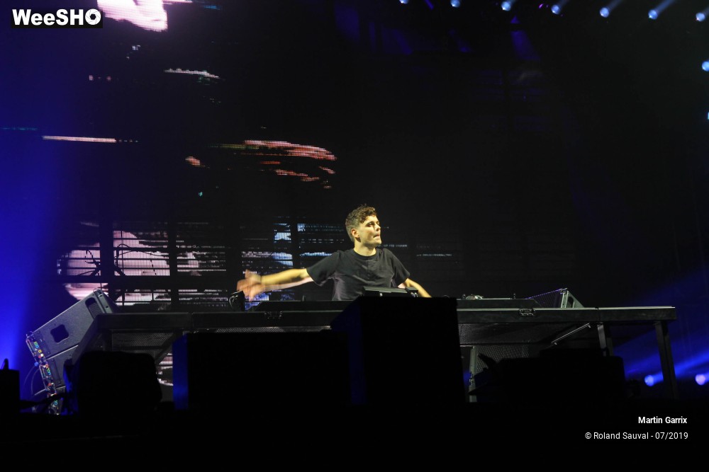30/50 photos du spectacle Martin Garrix