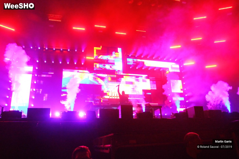 34/50 photos du spectacle Martin Garrix