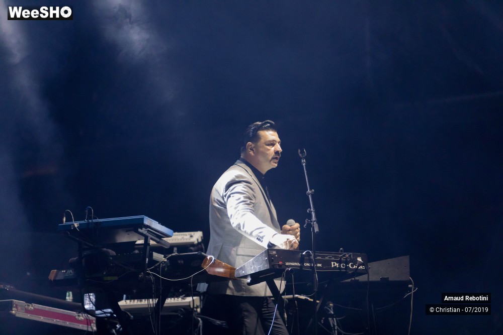 4/10 photos du spectacle Anaud Rebotini