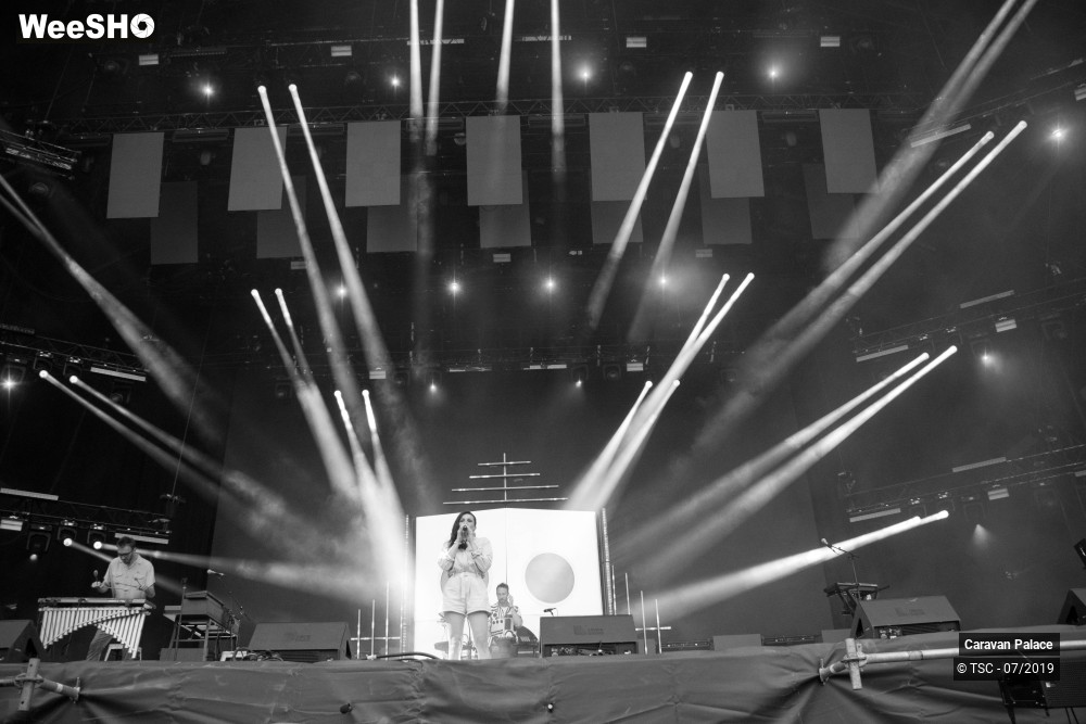 10/29 photos du spectacle Caravan Palace