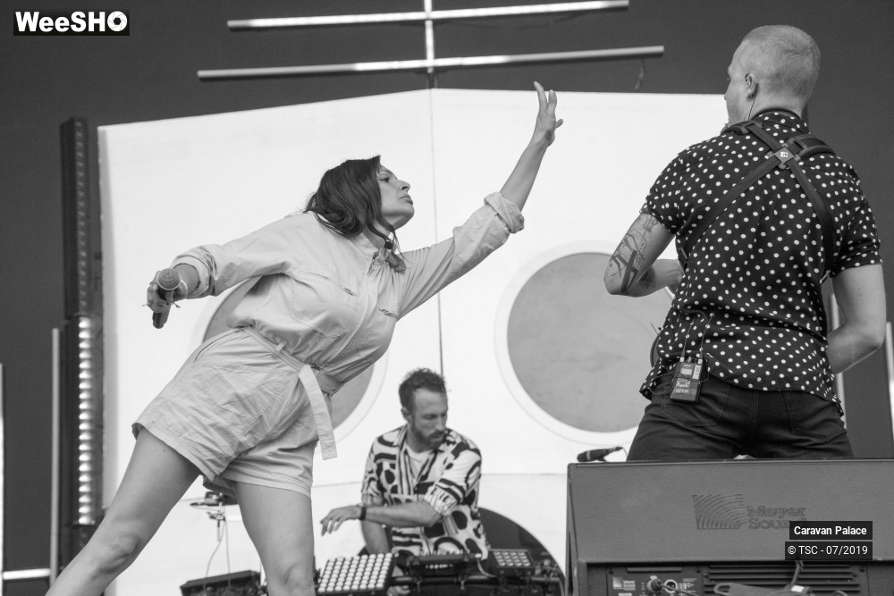 23/29 photos du spectacle Caravan Palace
