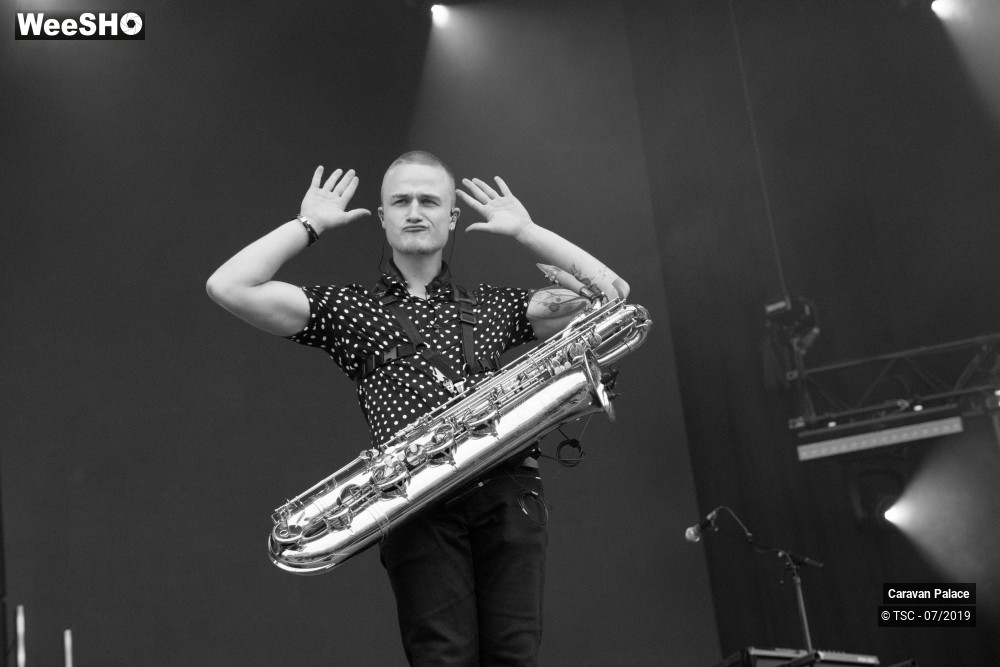 25/29 photos du spectacle Caravan Palace