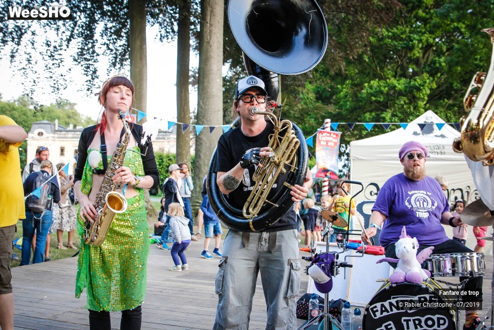 11/19 photos du spectacle Fanfare de Trop