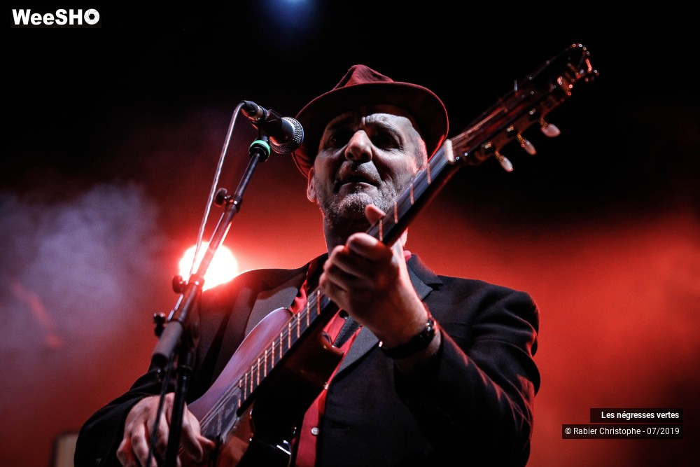 14/29 photos du spectacle Les negresses vertes