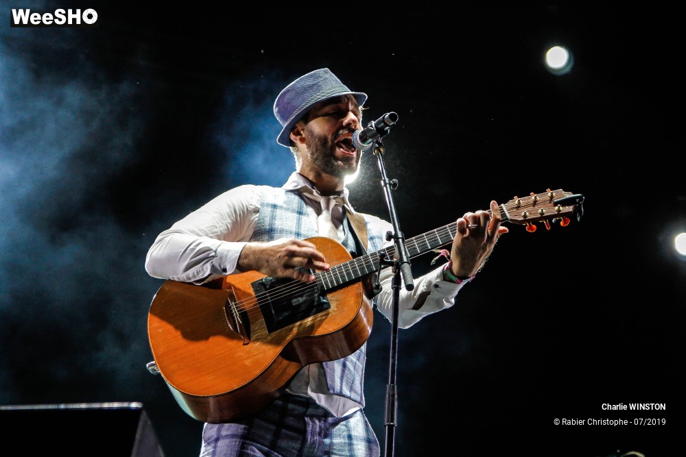 11/31 photos du spectacle Charlie Winston