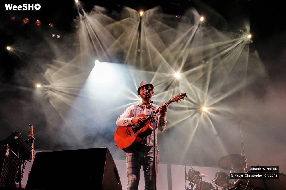 16/31 photos du spectacle Charlie Winston