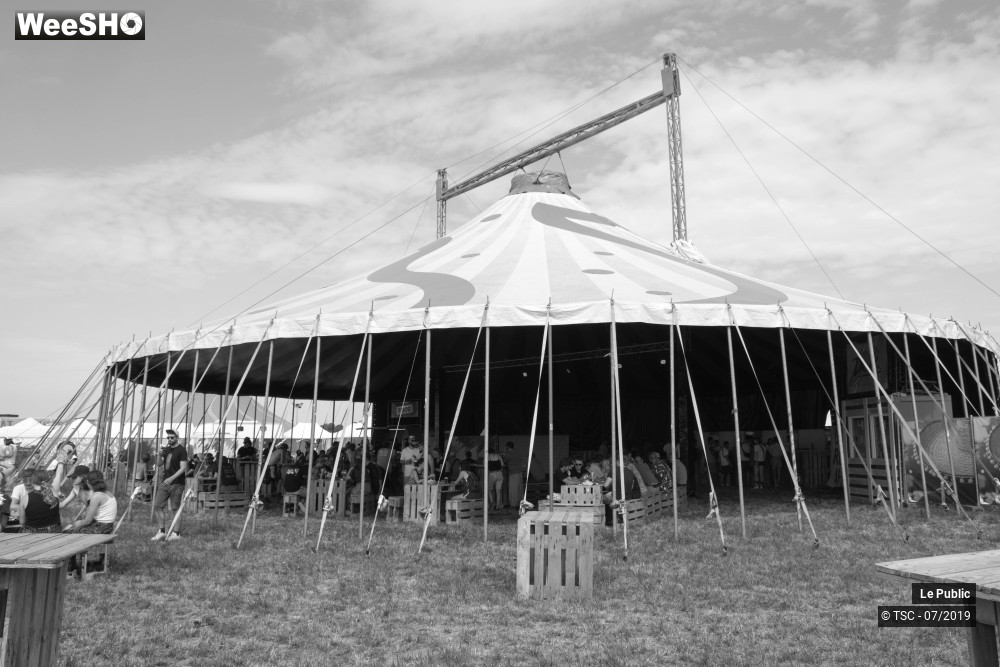 11/35 photos du spectacle Ambiance Dour Festival 2019 - J2