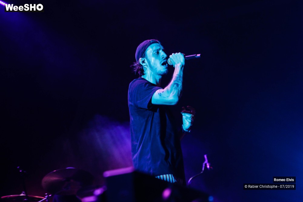 18/20 photos du spectacle Romeo Elvis