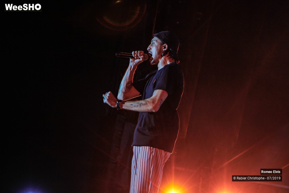 20/20 photos du spectacle Romeo Elvis