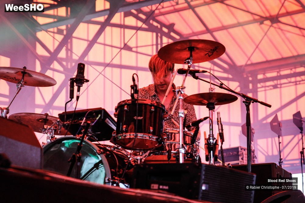 9/31 photos du spectacle Blood Red Shoes