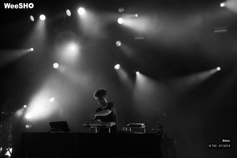 2/10 photos du spectacle Bisou