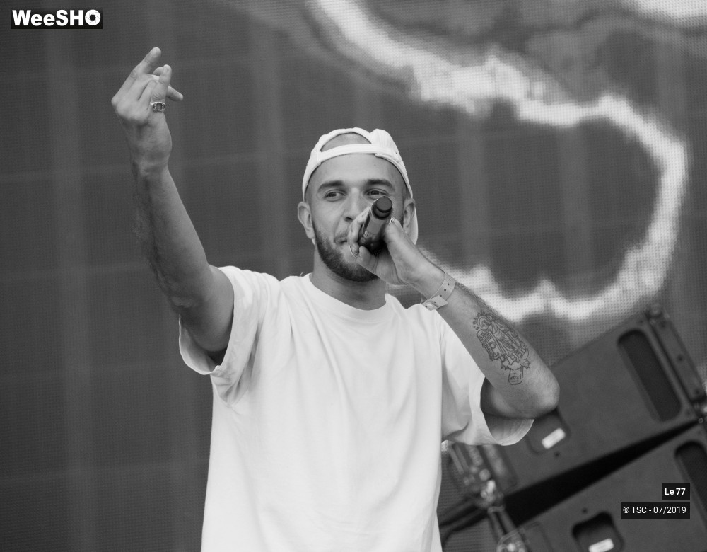 13/17 photos du spectacle Le 77