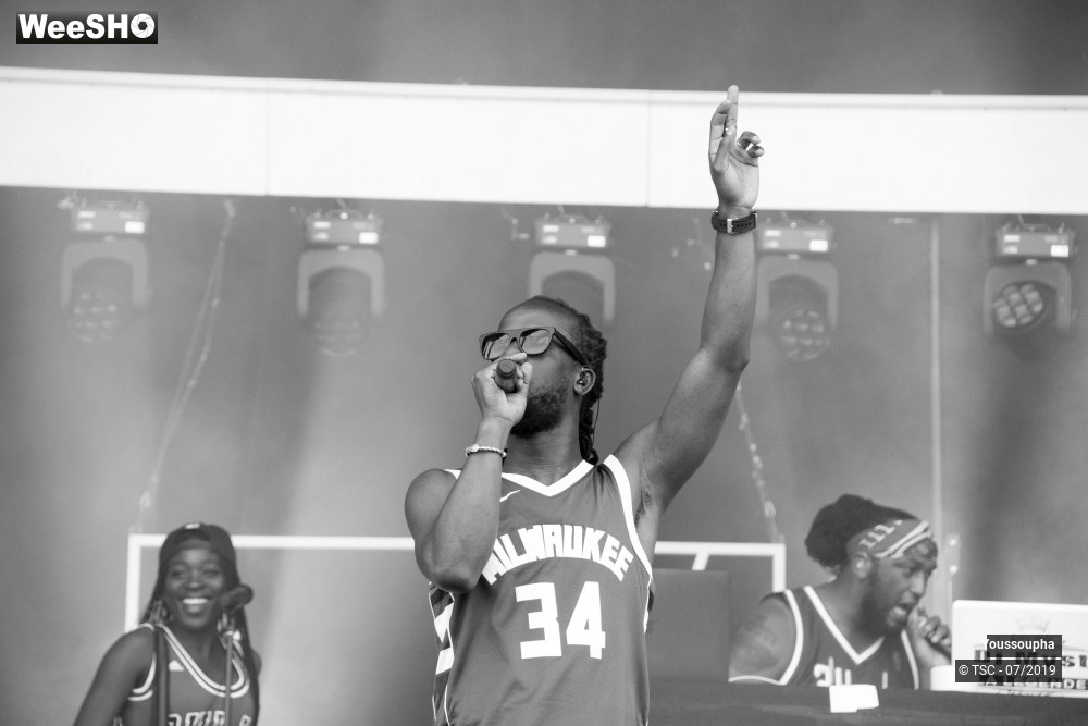 16/17 photos du spectacle Youssoupha