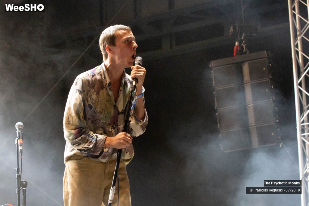 5/10 photos du spectacle The Psychotic Monks