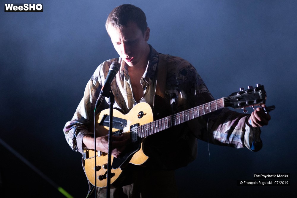 6/10 photos du spectacle The Psychotic Monks
