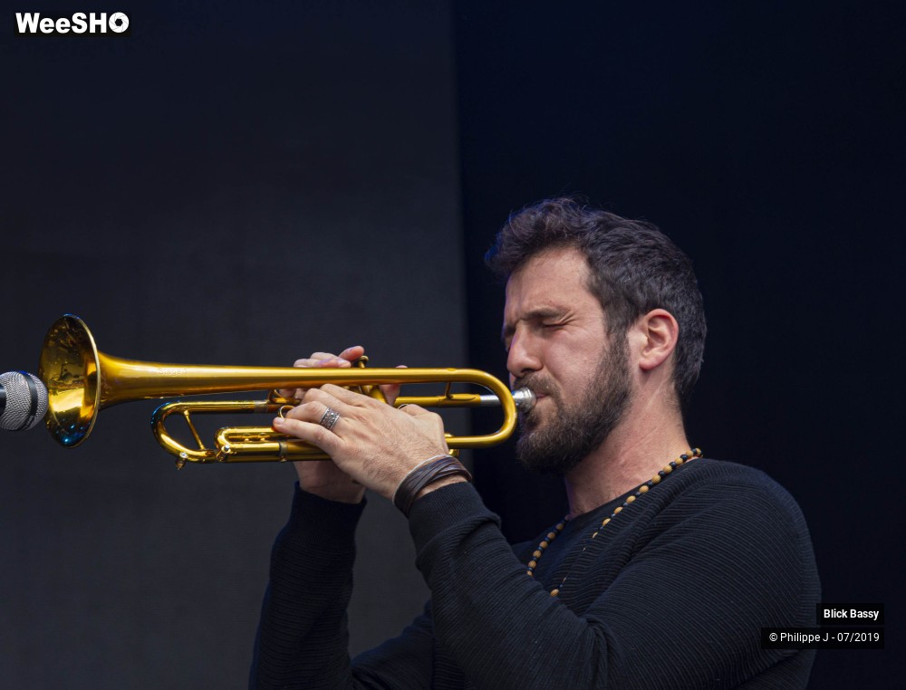 9/9 photos du spectacle Blick Bassy