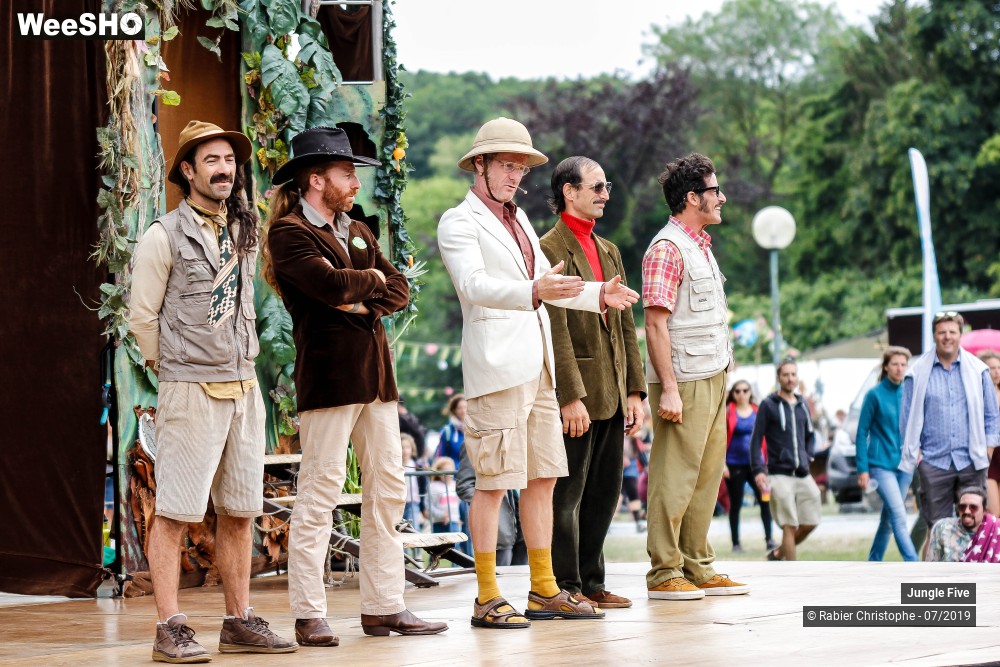 6/38 photos du spectacle Jungle Five