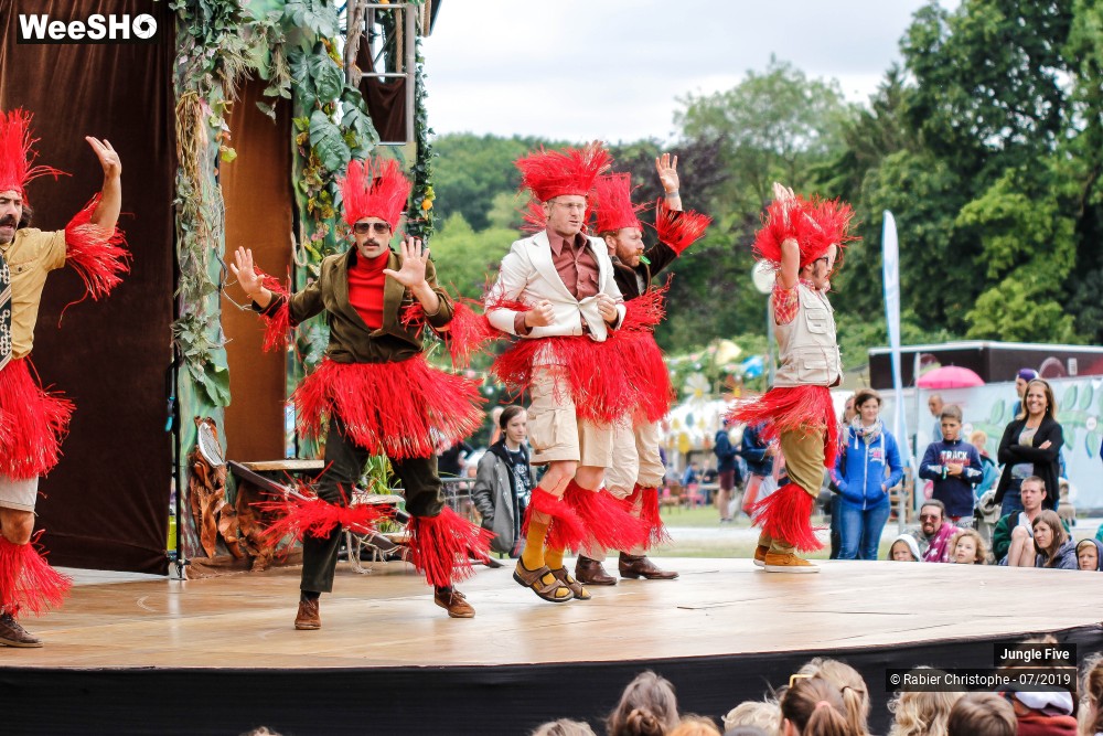 15/38 photos du spectacle Jungle Five
