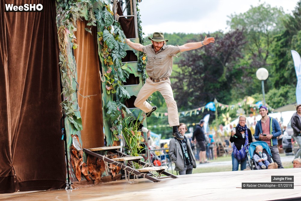 24/38 photos du spectacle Jungle Five